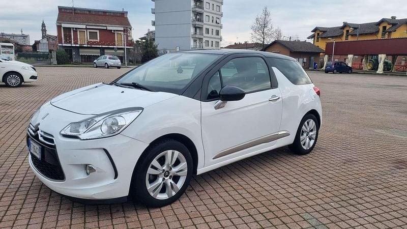 Usata Citroën DS3 So Chic 82 CV (60 kW) 2013 Bianco Berlina