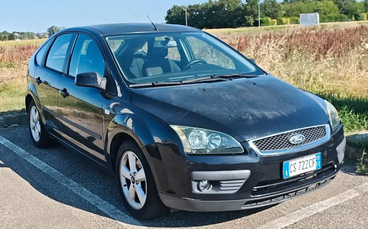 Usata Ford Focus 109 CV (80 kW) 2005 Nero Berlina