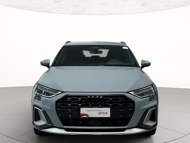 Usata Audi A3 Advanced 204 CV (150 kW) 2025 Grigio freccia perla Berlina
