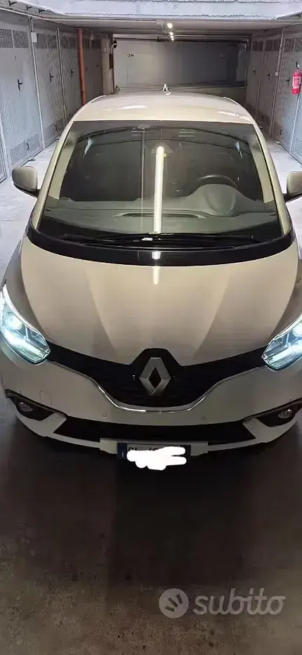 Usata Renault Scénic IV 116 CV (85 kW) 2018 Bianco Monovolume