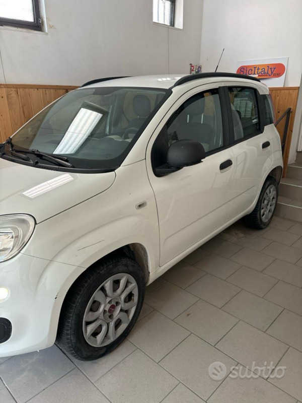 Usato 2015 Fiat Panda Benzin (6.600 €)