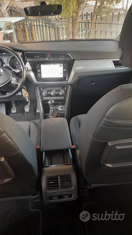 Usata VW Touran 110 CV (80 kW) 2018 Grigio Monovolume