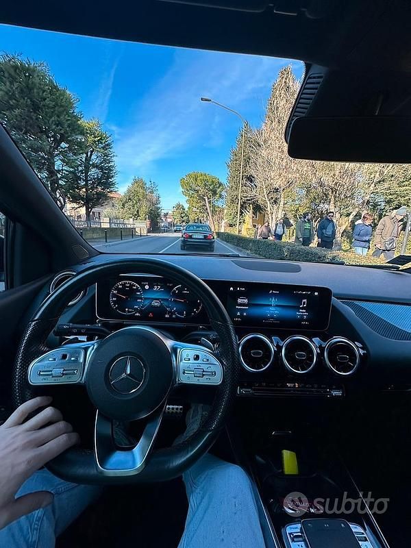 Usata Mercedes 180 2019 Grigio Berlina