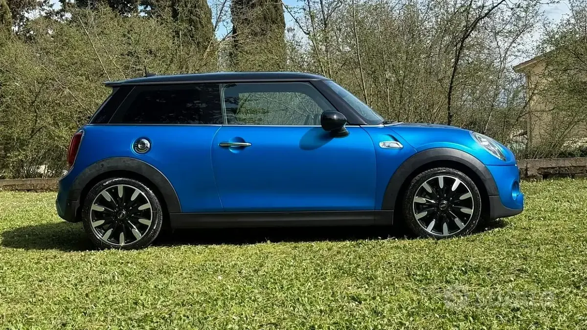 Usata Mini Cooper SD 170 CV (125 kW) 2018 Blu Utilitaria