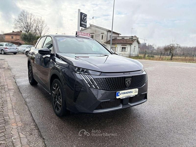 Usata Peugeot 3008 GT 136 CV (100 kW) 2025 Grigio SUV