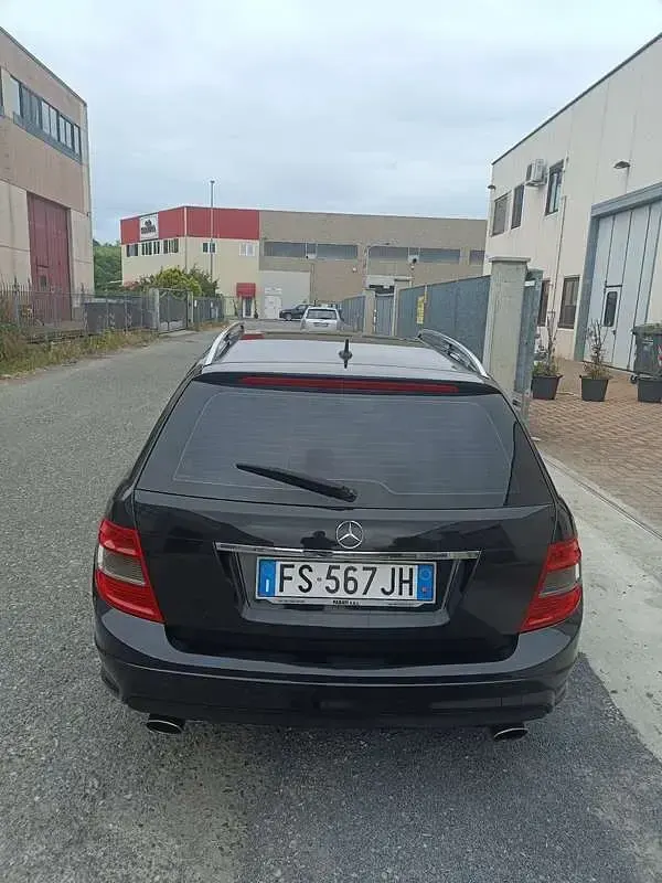 Gebraucht Mercedes C320 Avantgarde 224 PS (164 kW) 2007 Schwarz Kombi
