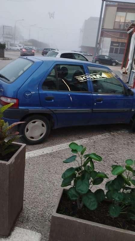 Usata Citroën Saxo 60 CV (44 kW) 1999 Utilitaria