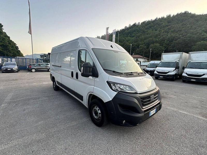Usata Fiat Ducato 160 CV (117 kW) 2022 Bianco Furgone