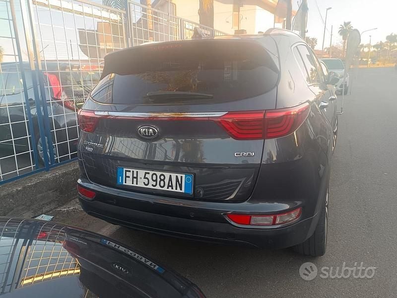 Usata Kia Sportage Vision 116 CV (85 kW) 2017 Grigio SUV