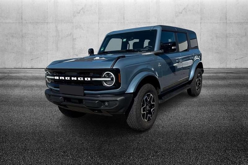 Blu/azzurro Usata 2023 Ford Bronco Outer Banks SUV | 59.450 € (Buon prezzo) - Immagine 1/4