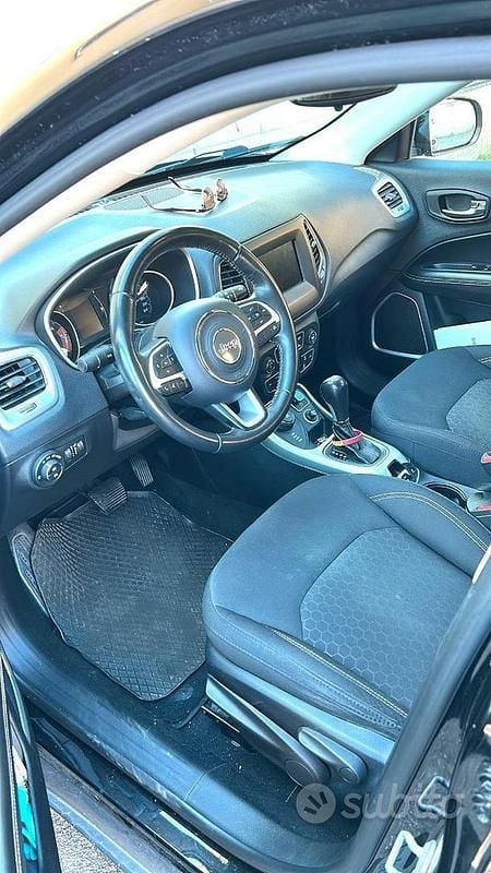 Usata Jeep Compass 140 CV (102 kW) 2019 Nero SUV