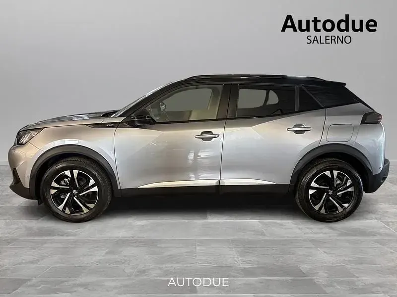 Usata Peugeot 2008 GT 131 CV (96 kW) 2021 Gray SUV
