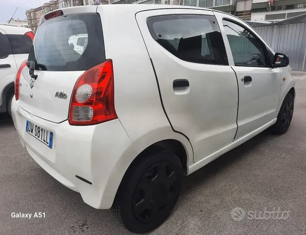 Usata Suzuki Alto 68 CV (50 kW) 2009 Bianco Utilitaria