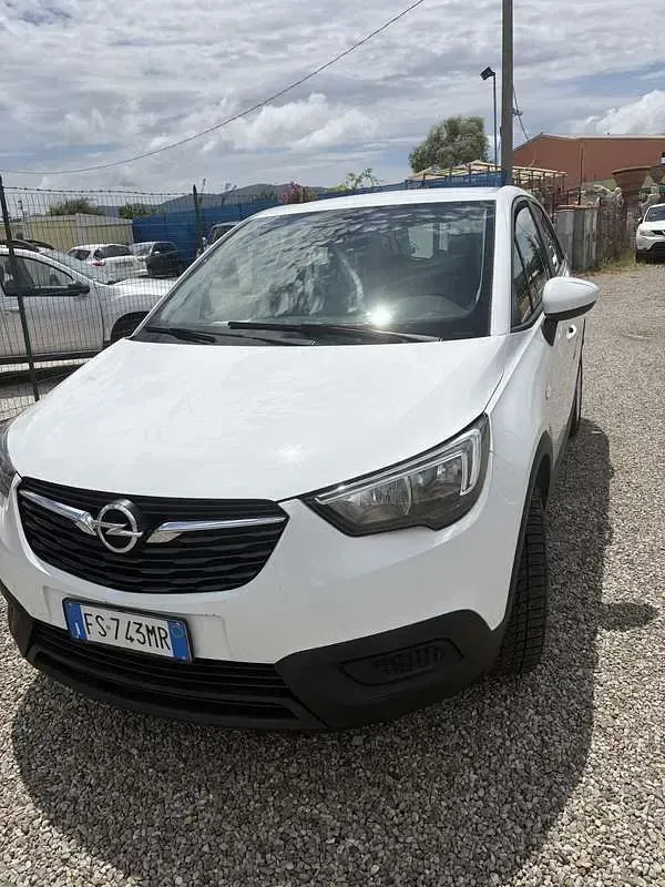 Usata Opel Crossland X Edition 83 CV (61 kW) 2018 SUV