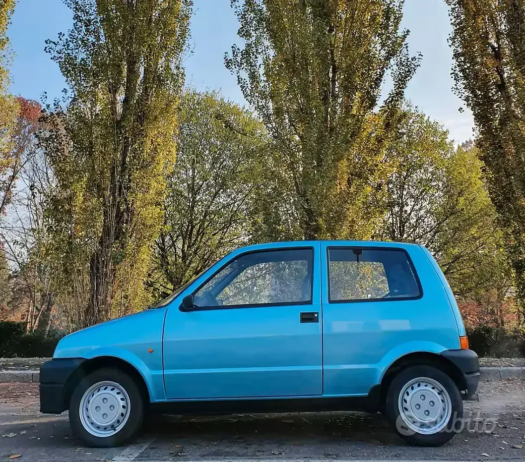 Second-hand Fiat Cinquecento Young 41 CP (30 kW) 1997 Hatchback