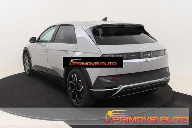 Usata Hyundai Ioniq 5 167 kW (228 CV) 2023 Grigio SUV
