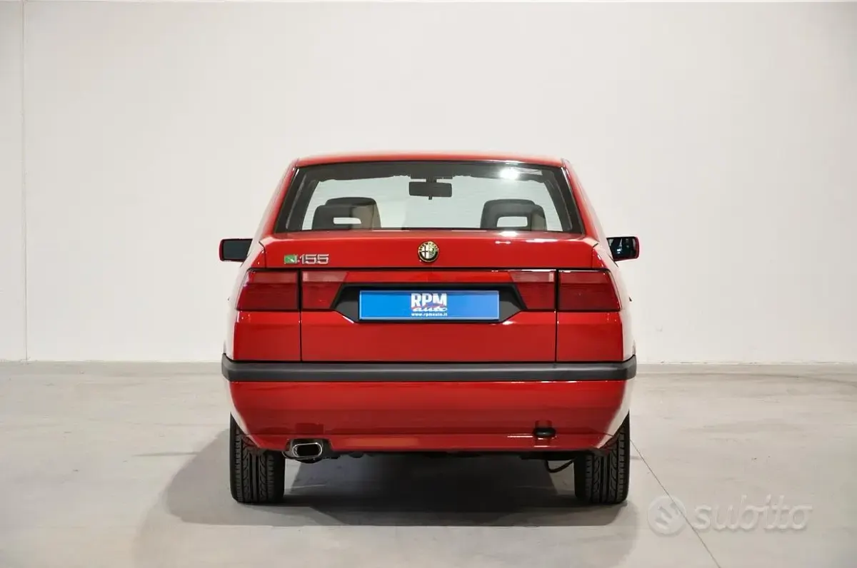 Usata Alfa Romeo 155 186 CV (136 kW) 1992 Rosso Berlina