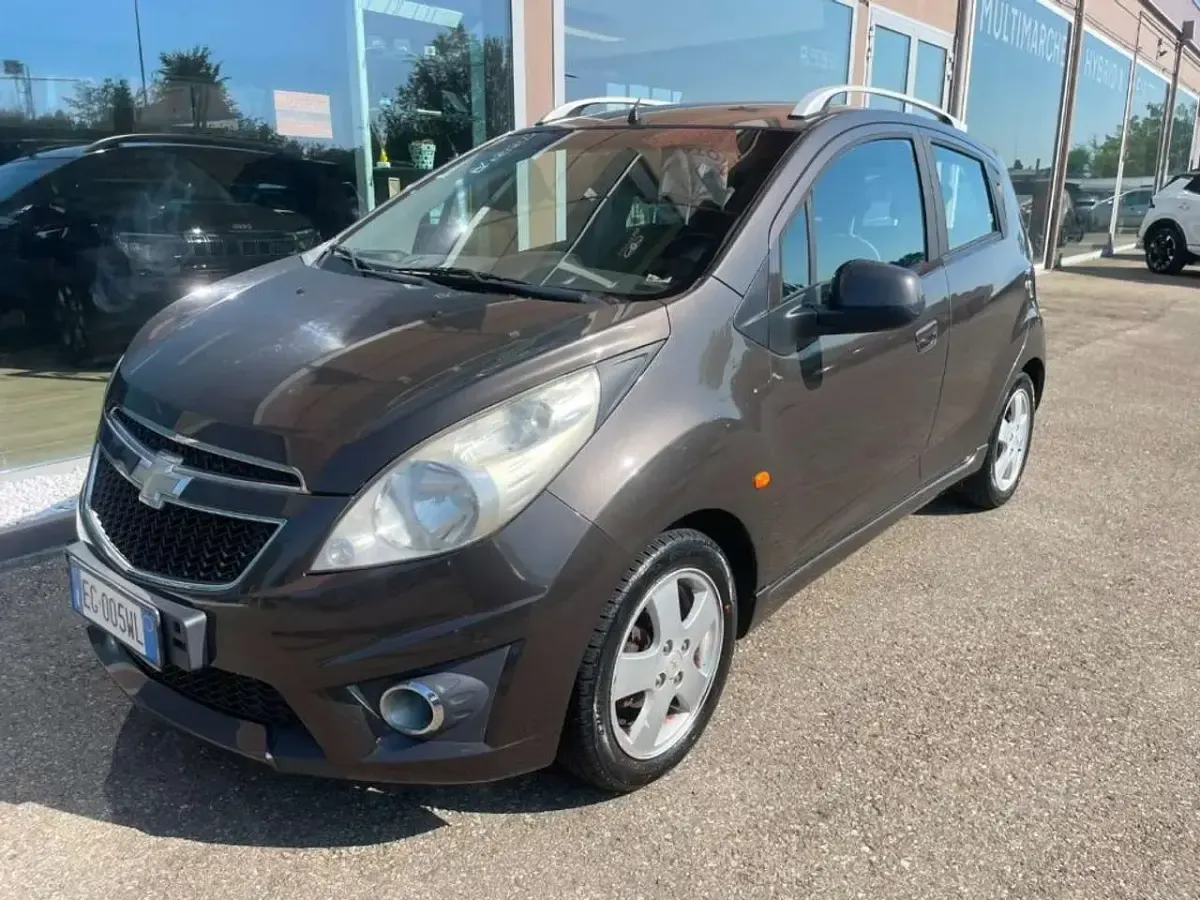 Usata Chevrolet Spark LT 82 CV (60 kW) 2011 Antracite Utilitaria