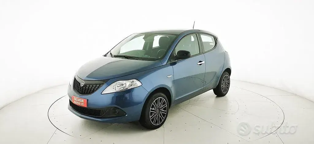 Usata Lancia Ypsilon S 69 CV (50 kW) 2024 Blu Utilitaria