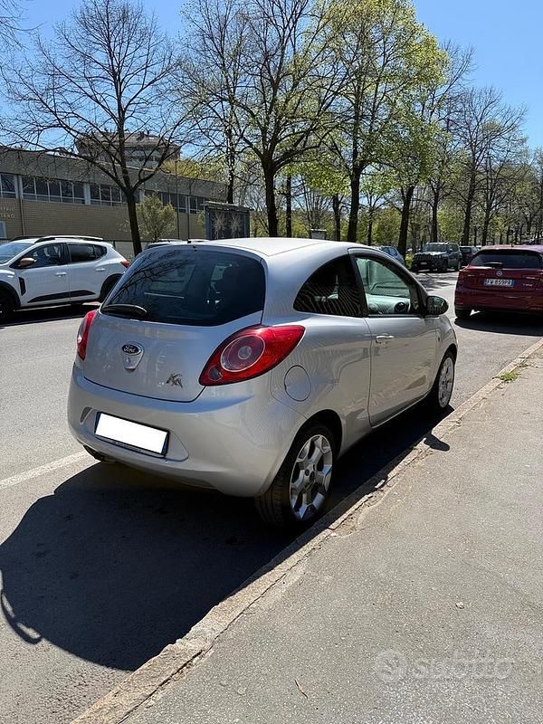 Usata Ford Ka 70 CV (51 kW) 2009 Grigio Utilitaria