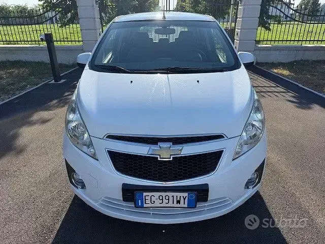 Usata Chevrolet Spark LS 68 CV (50 kW) 2011 Bianco Utilitaria