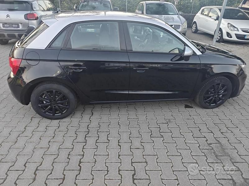 Usata Audi A1 Attraction 105 CV (77 kW) 2014 Nero Utilitaria