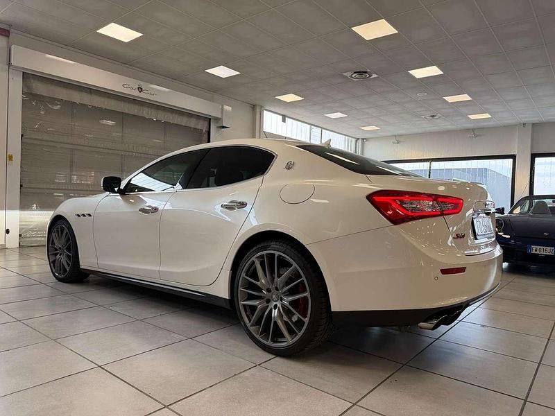 Usata Maserati Ghibli 409 CV (300 kW) 2016 Bianco Berlina