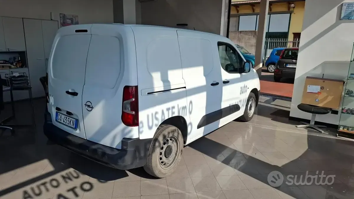 Usata Opel Combo Edition 102 CV (75 kW) 2020 Bianco Monovolume