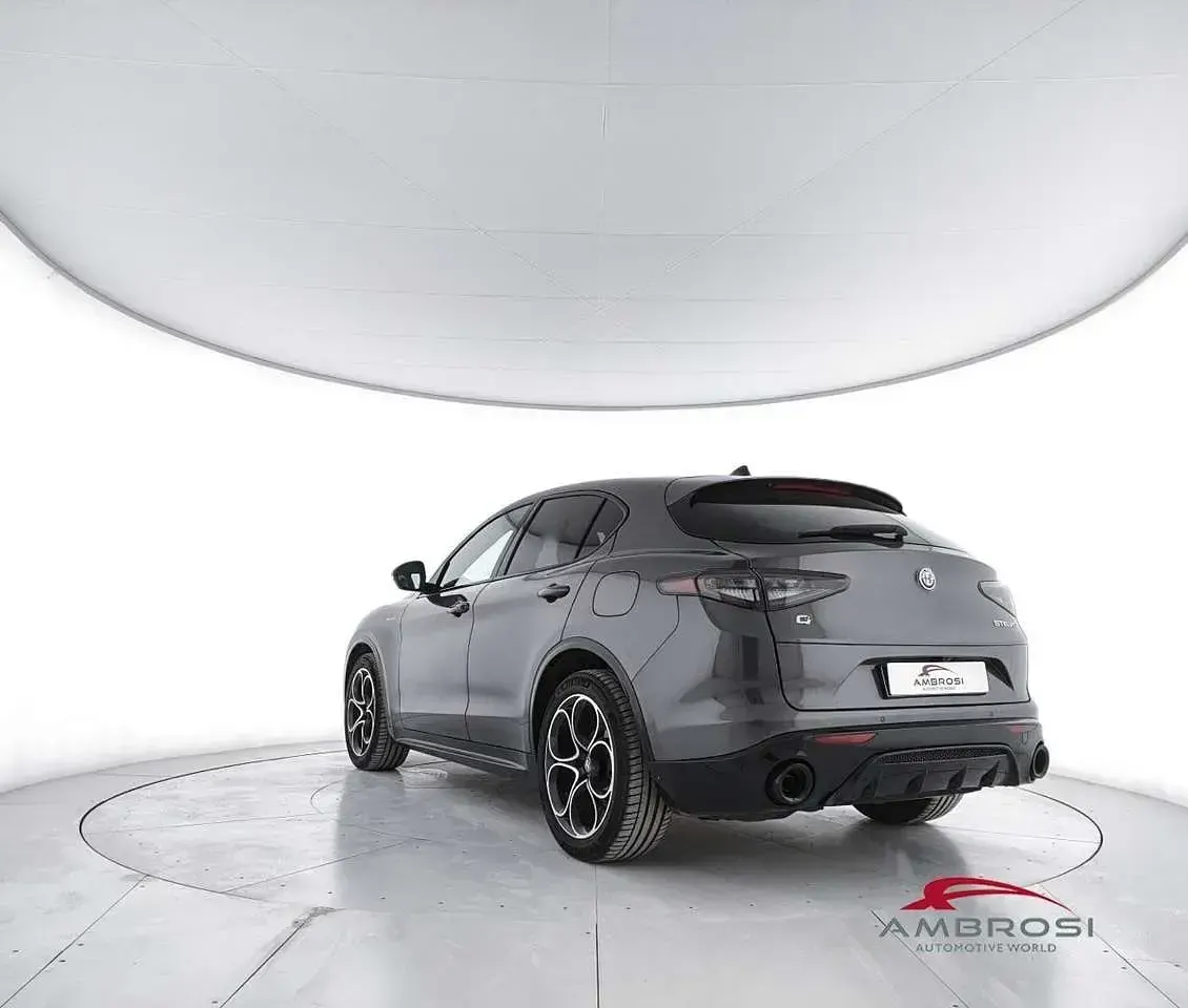 Usata Alfa Romeo Stelvio Veloce 210 CV (154 kW) 2025 Grigio SUV