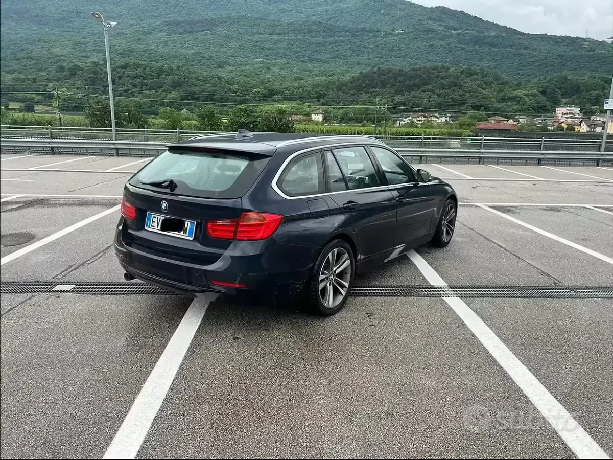 Usata BMW 320 184 CV (135 kW) 2014 Blu Station wagon