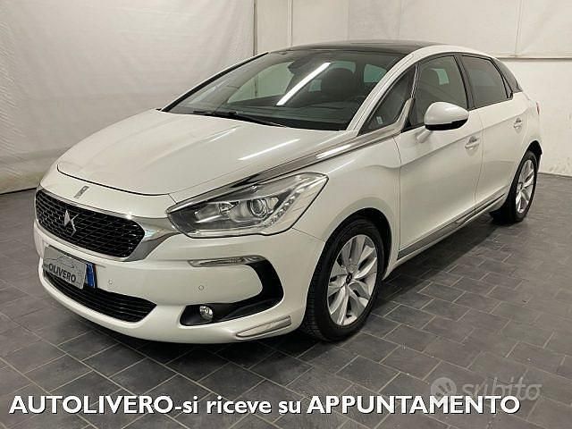 Usata DS Automobiles DS5 So Chic 181 CV (133 kW) 2016 Bianco Utilitaria
