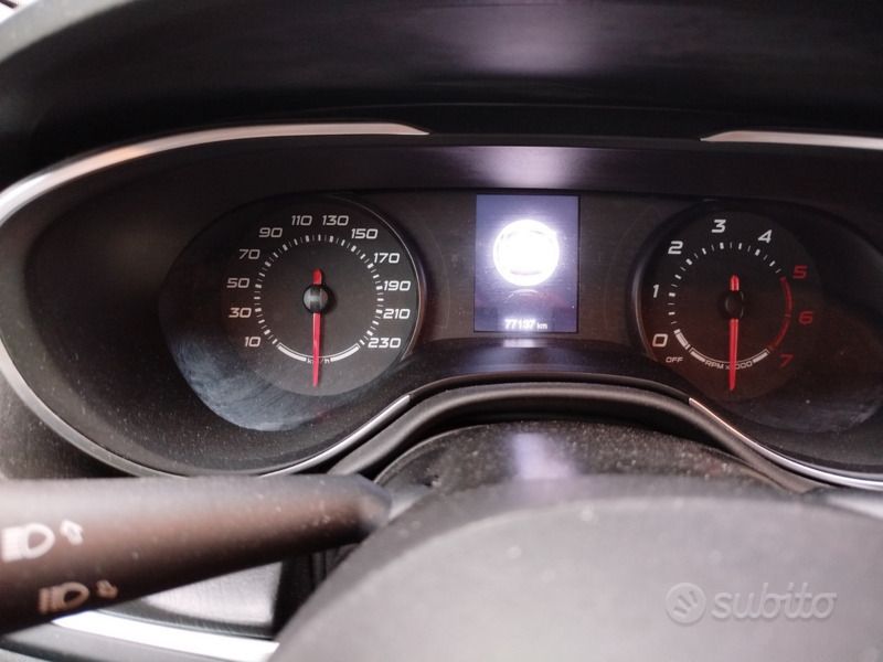 Usata Fiat Tipo 120 CV (88 kW) 2020 Verde Station wagon