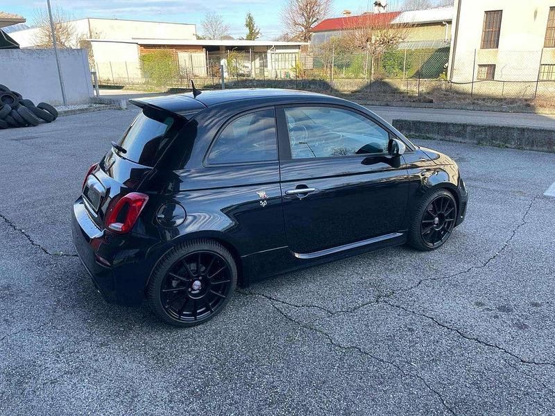 Usata Abarth 595 145 CV (106 kW) 2016 Nero Utilitaria
