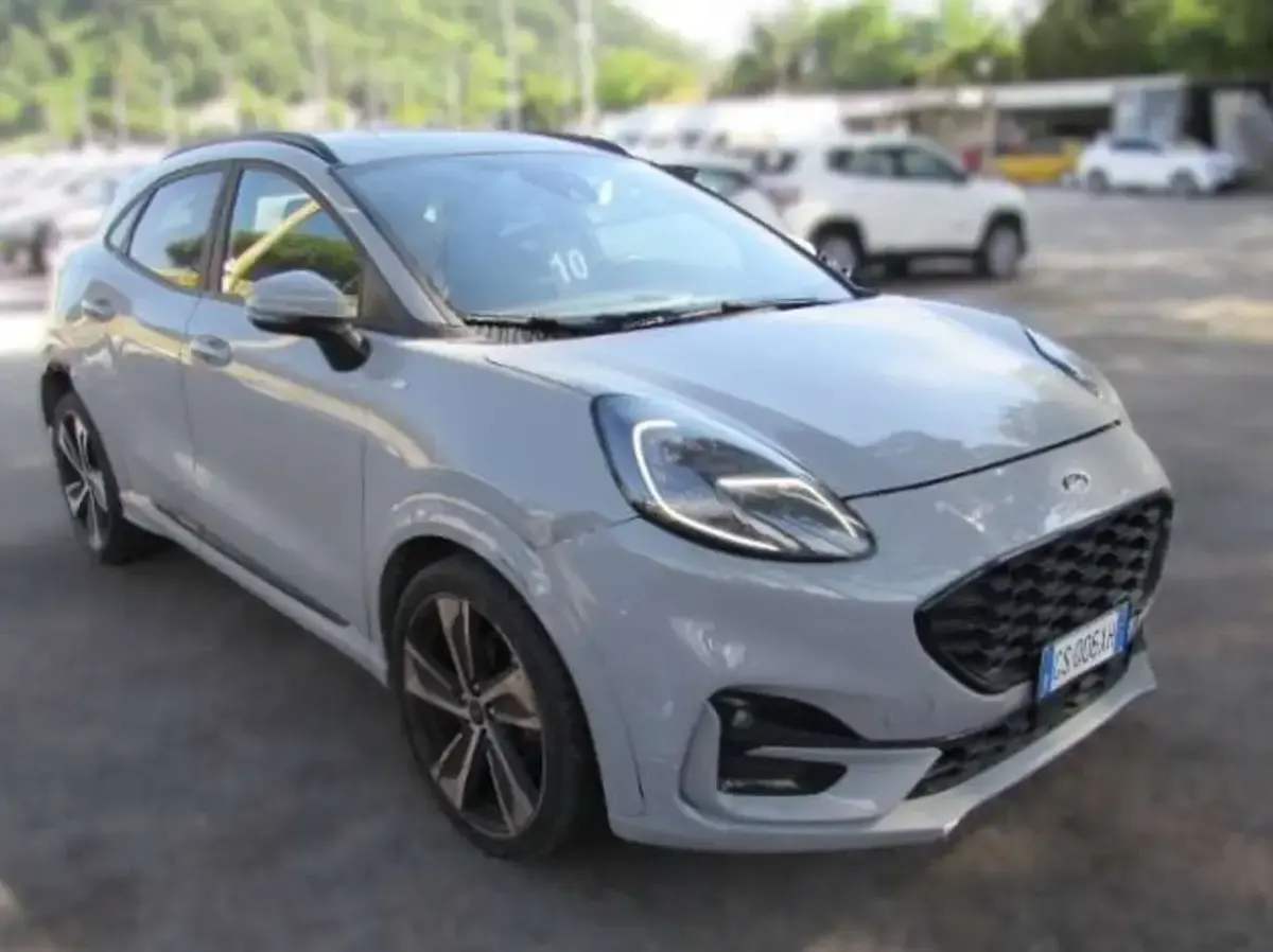 Usata Ford Puma ST-Line X 125 CV (91 kW) 2024 Solar silver SUV