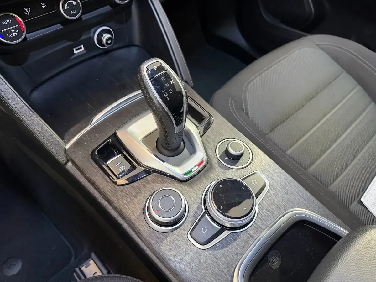 Usata Alfa Romeo Stelvio 190 CV (139 kW) 2022 Bianco SUV
