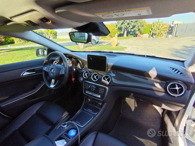 Usata Mercedes CLA200 136 CV (100 kW) 2019 Bianco Coupé