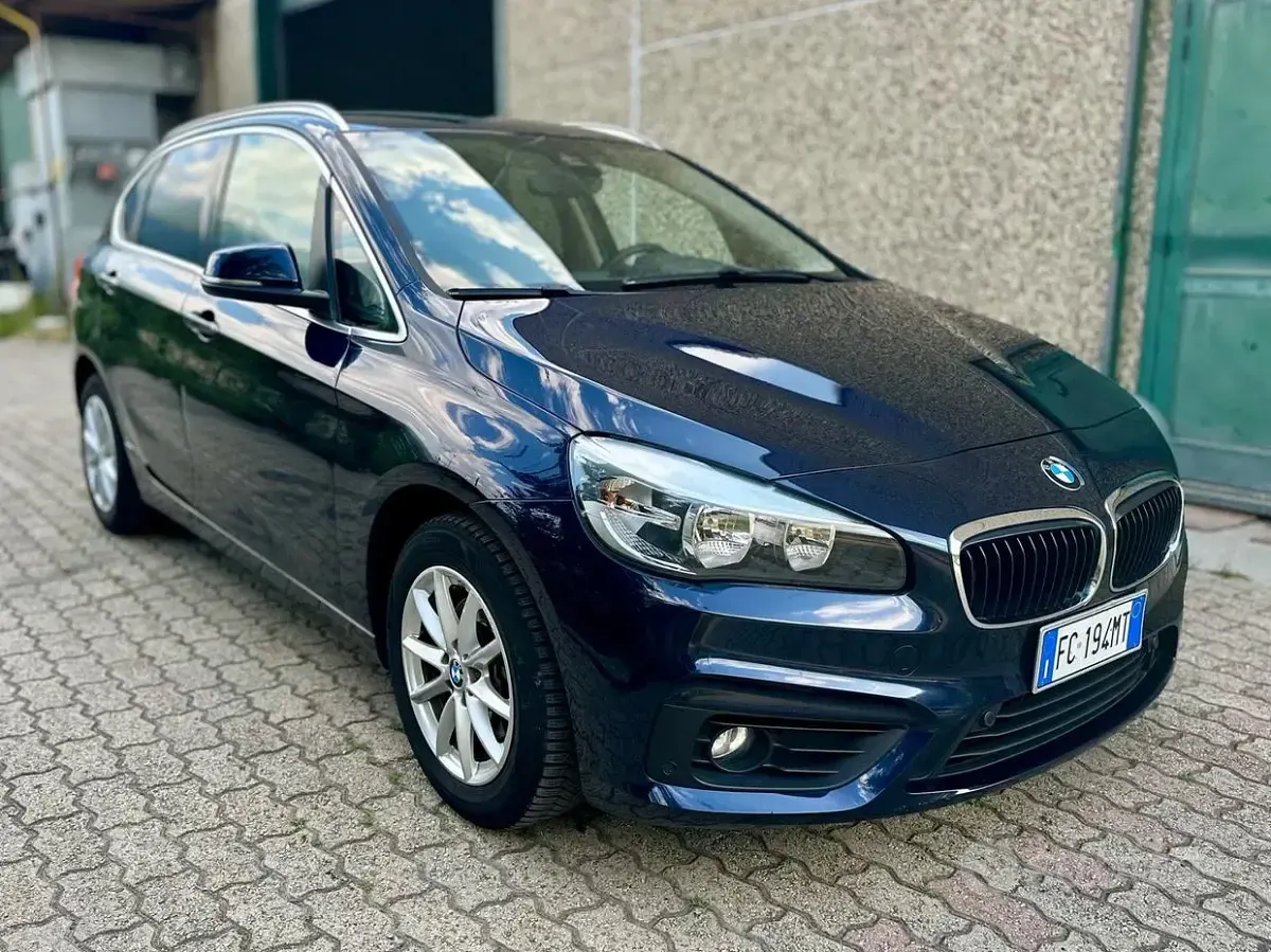 Usata BMW 216 Active Tourer Luxury Line 116 CV (85 kW) 2016 Bluazzurro Monovolume