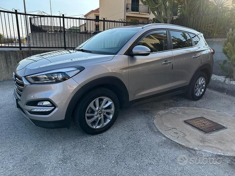 Usata Hyundai Tucson Xpossible 141 CV (103 kW) 2016 SUV