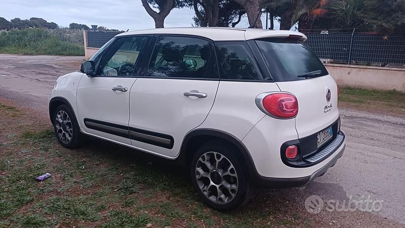 Usata Fiat 500L Trekking 85 CV (62 kW) 2013 Bianco Monovolume