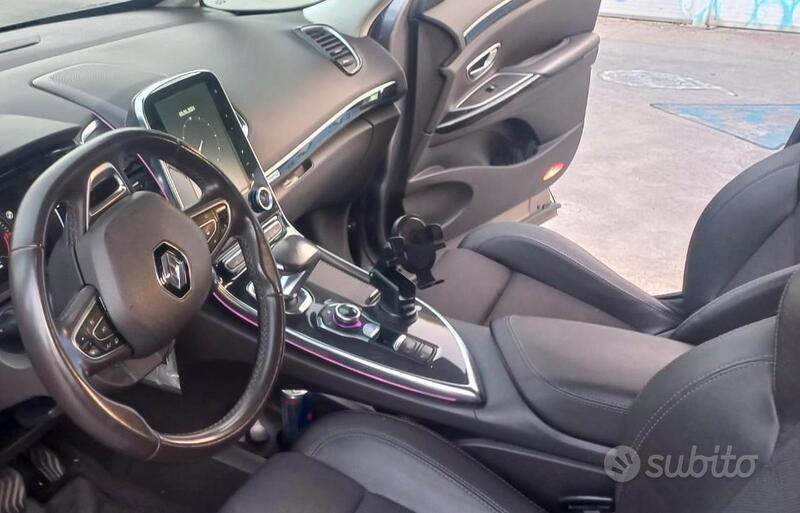 Usata Renault Espace 160 CV (117 kW) 2016 Grigio Monovolume