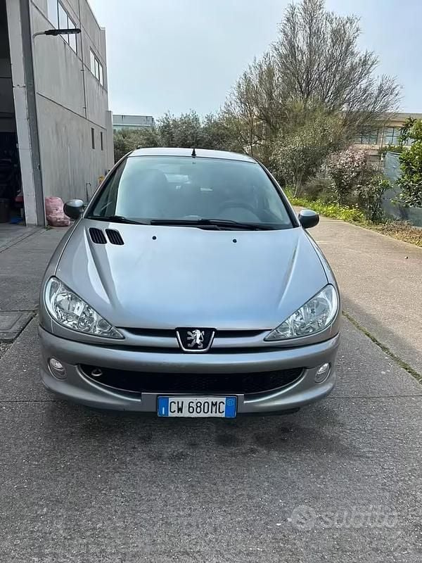 Usata Peugeot 206 2005 Grigio Berlina