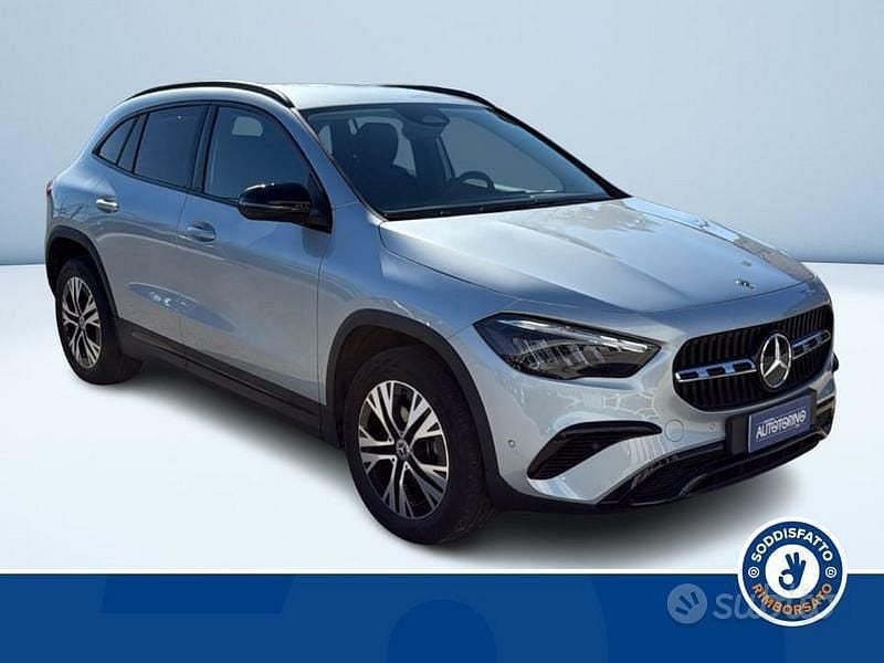 Usata Mercedes GLA180 Advanced 115 CV (84 kW) 2025 Grigio SUV