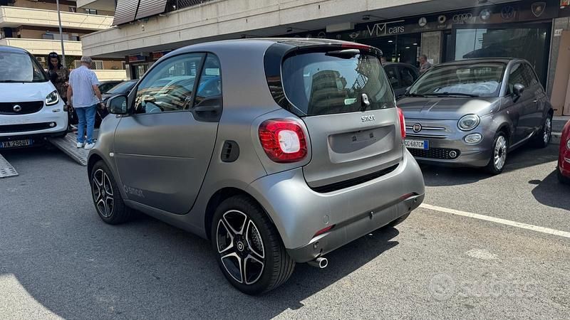 Usata Smart ForTwo Coupé Prime 90 CV (66 kW) 2019 Grigio Coupé