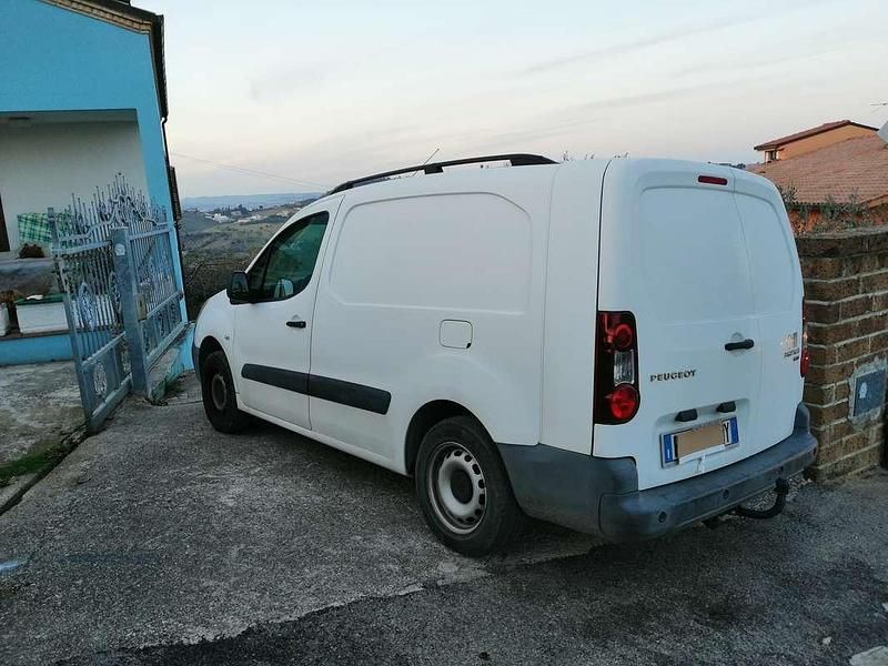 Usata Peugeot TePee Access 99 CV (72 kW) 2016 Bianco Furgone