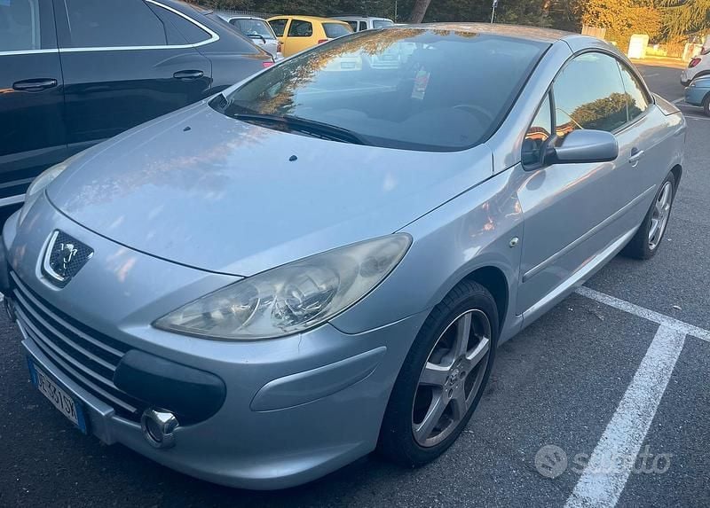 Usata Peugeot 307 CC 2007 Grigio Cabrio
