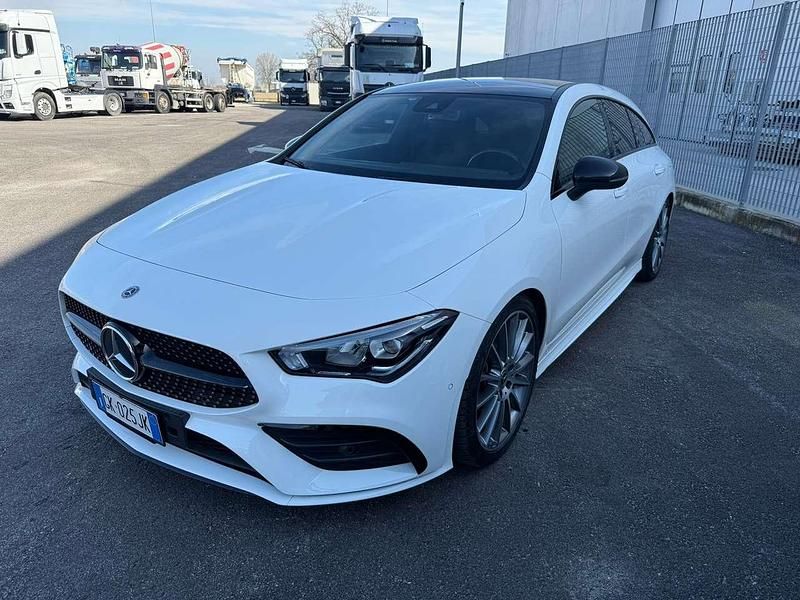 Usata Mercedes CLA220 Shooting Brake Premium 190 CV (139 kW) 2020 Other Station wagon