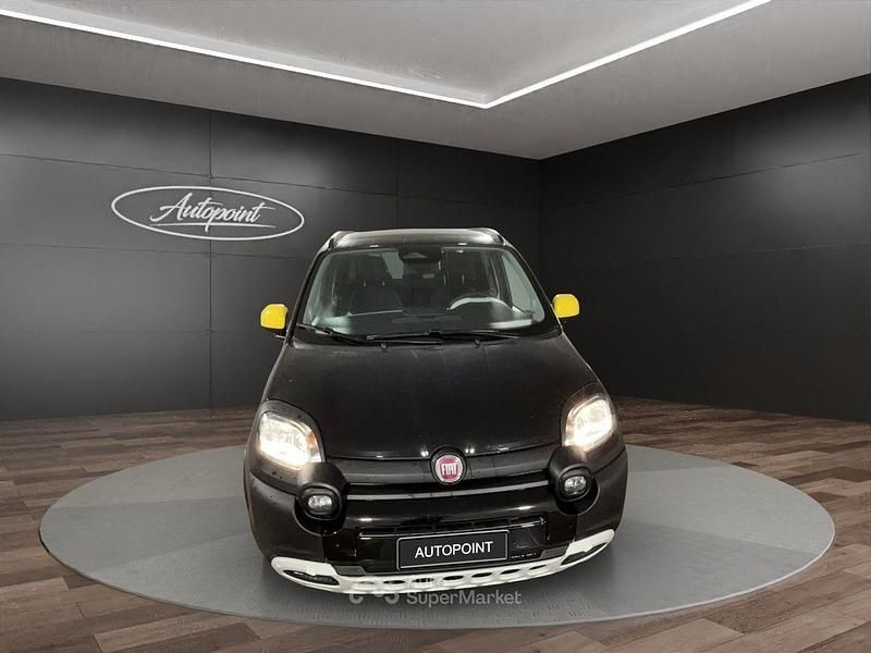Usata Fiat Panda Cross 65 CV (47 kW) 2025 Nero Utilitaria