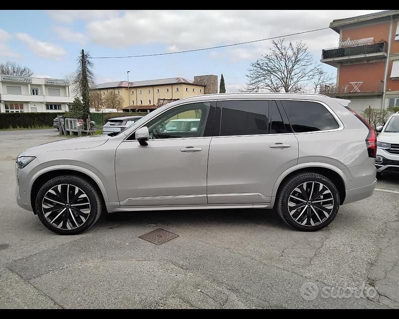 Usata Volvo XC90 Plus 250 CV (183 kW) 2025 Grigio SUV