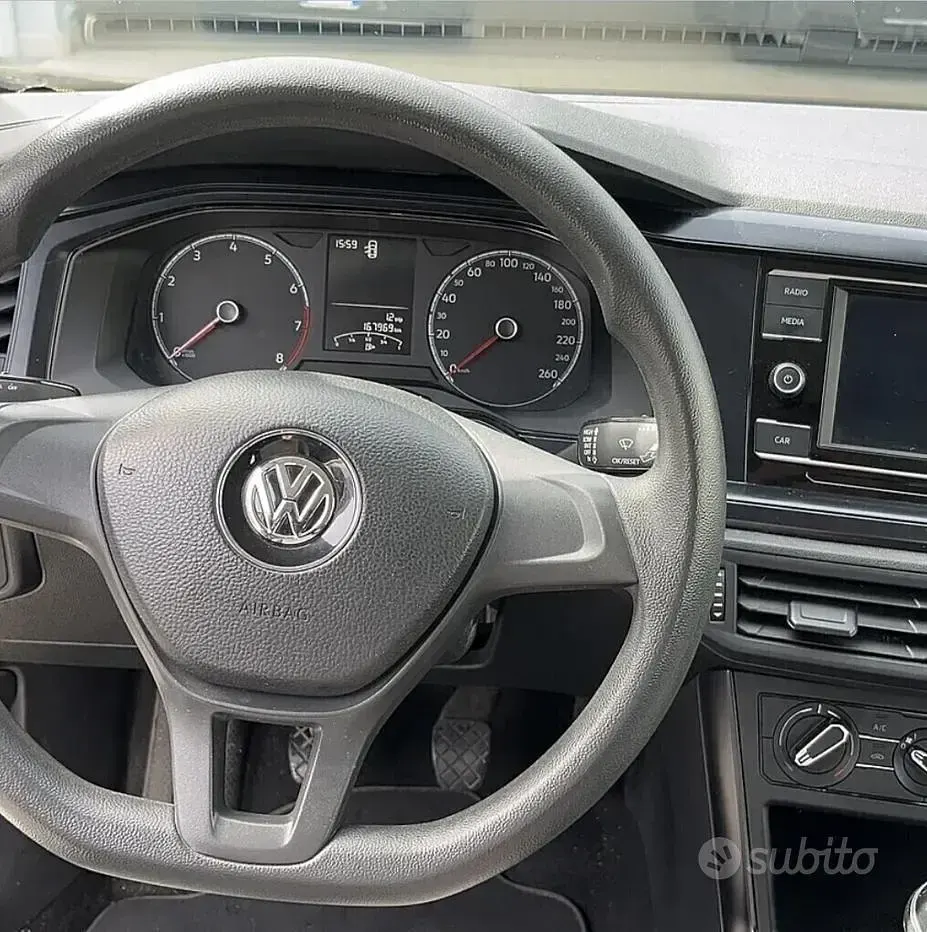 Usata VW Polo 65 CV (47 kW) 2019 Nero Utilitaria