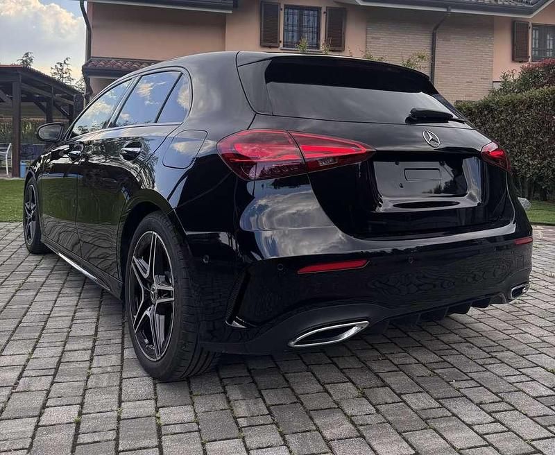 Usata Mercedes A180 AMG Line Premium 136 CV (100 kW) 2023 Berlina